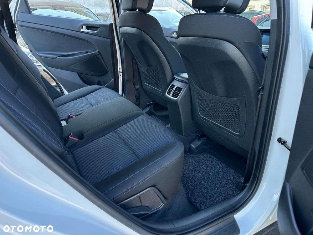 Hyundai Tucson 1.7 CRDI BlueDrive Comfort 2WD - 22