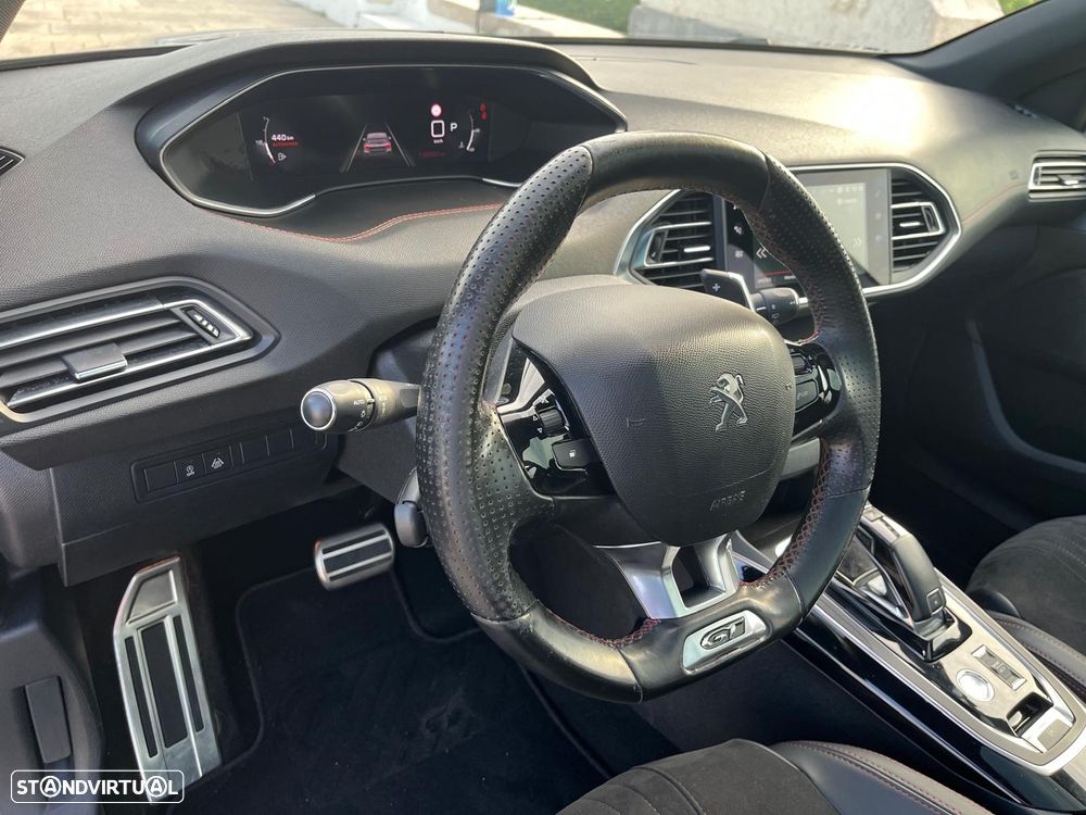 Peugeot 308 SW BlueHDi 130 EAT8 Stop & Start GT Pack - 28