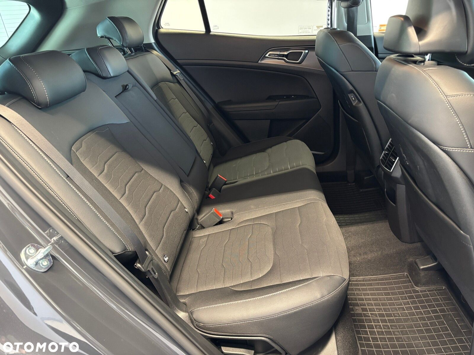 Kia Sportage - 13