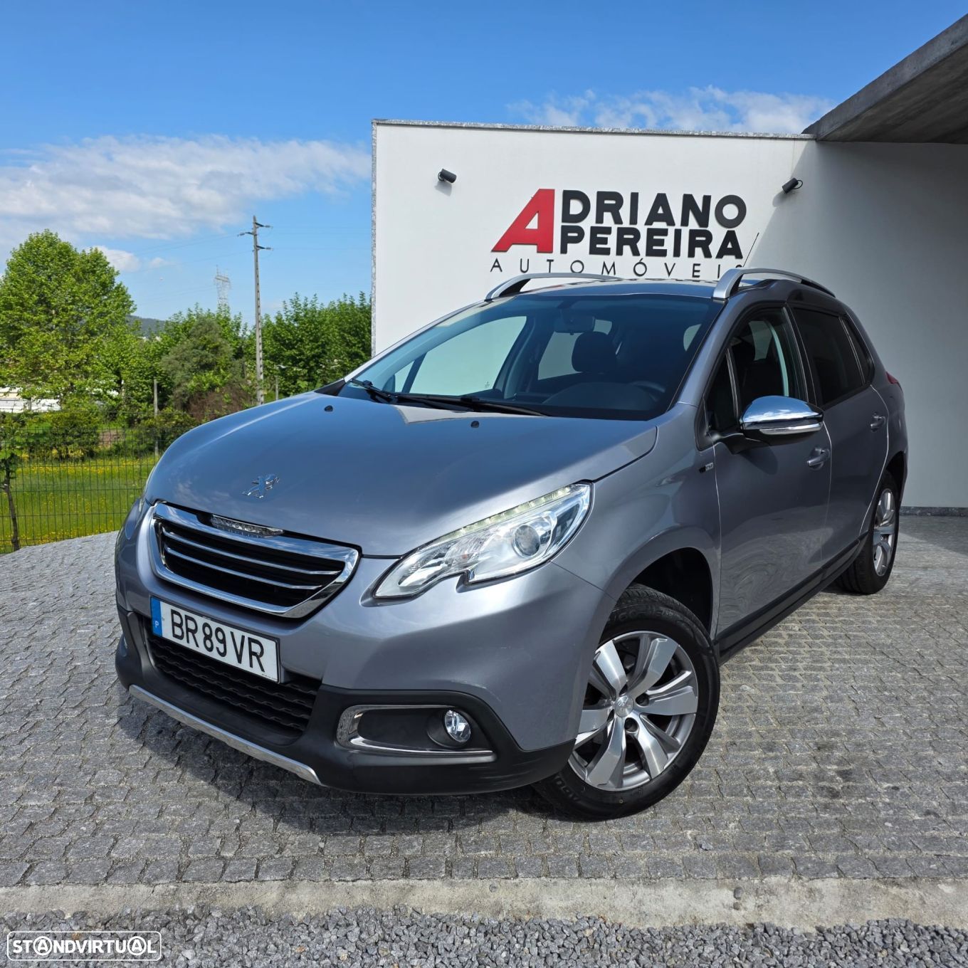Peugeot 2008 1.2 PureTech Style - 1