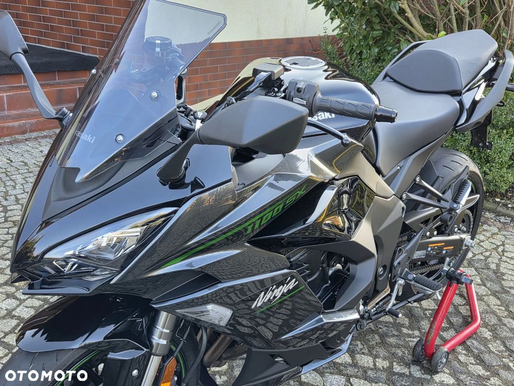 Kawasaki Ninja - 24