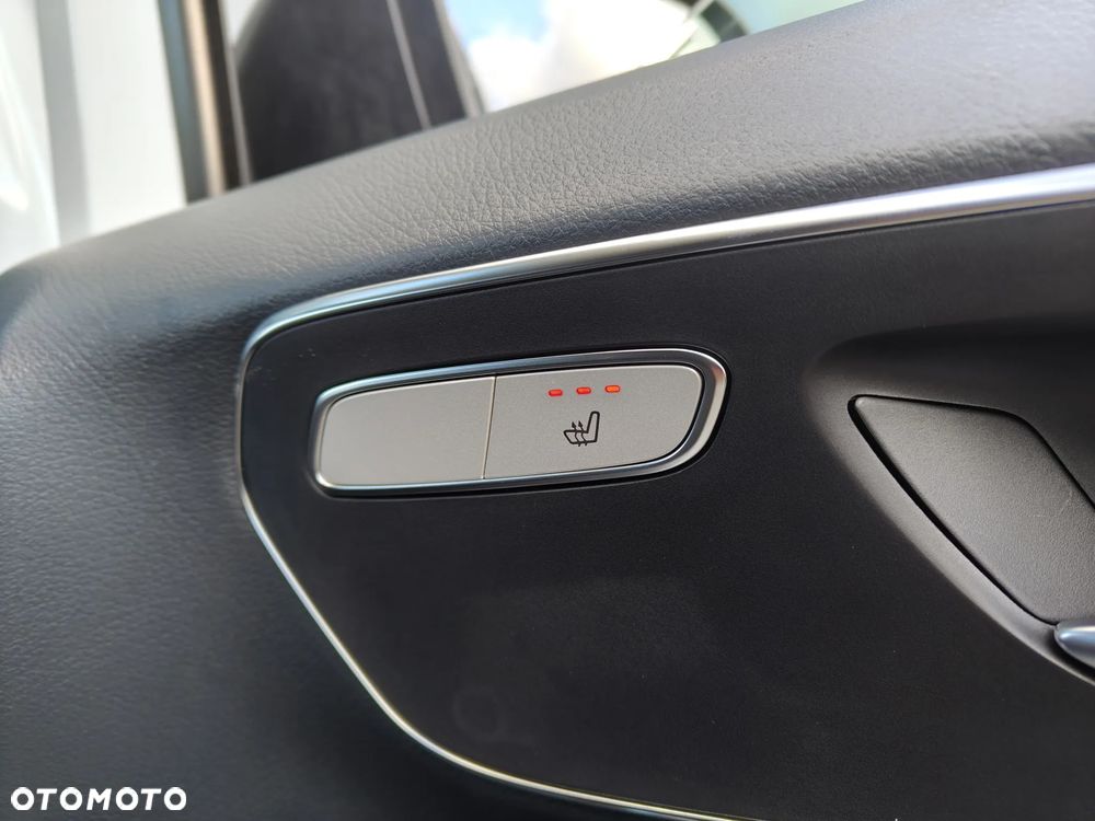 Mercedes-Benz Vito - 22