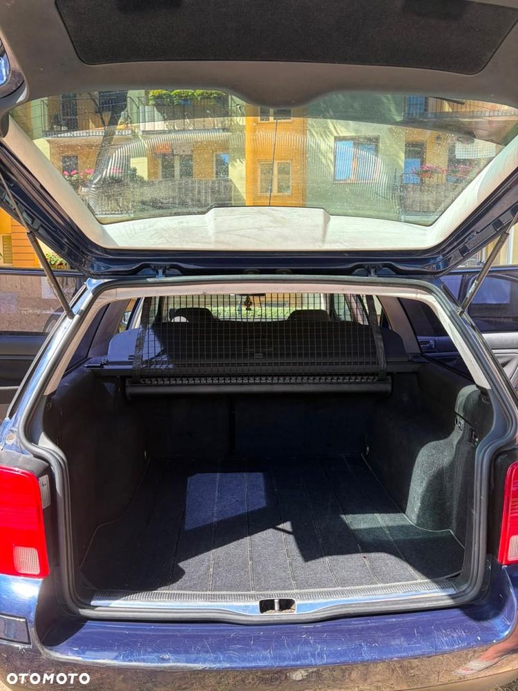 Volkswagen Passat 1.9 TDI - 9