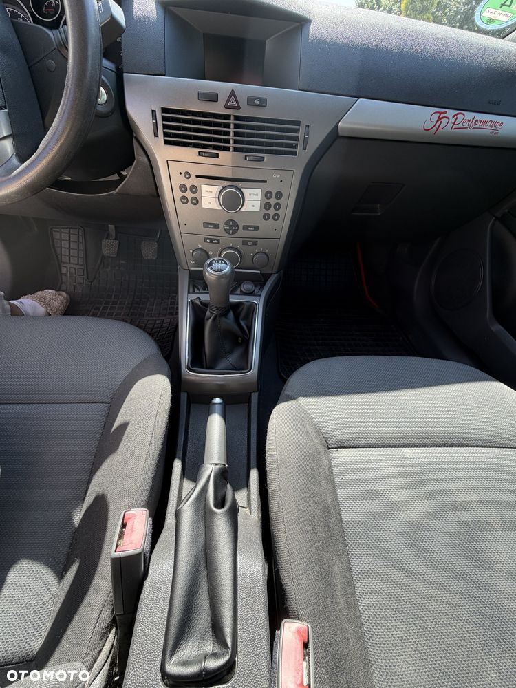 Opel Astra 1.4 - 5