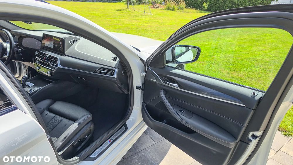 BMW Seria 5 520d MHEV Sport Line sport - 17