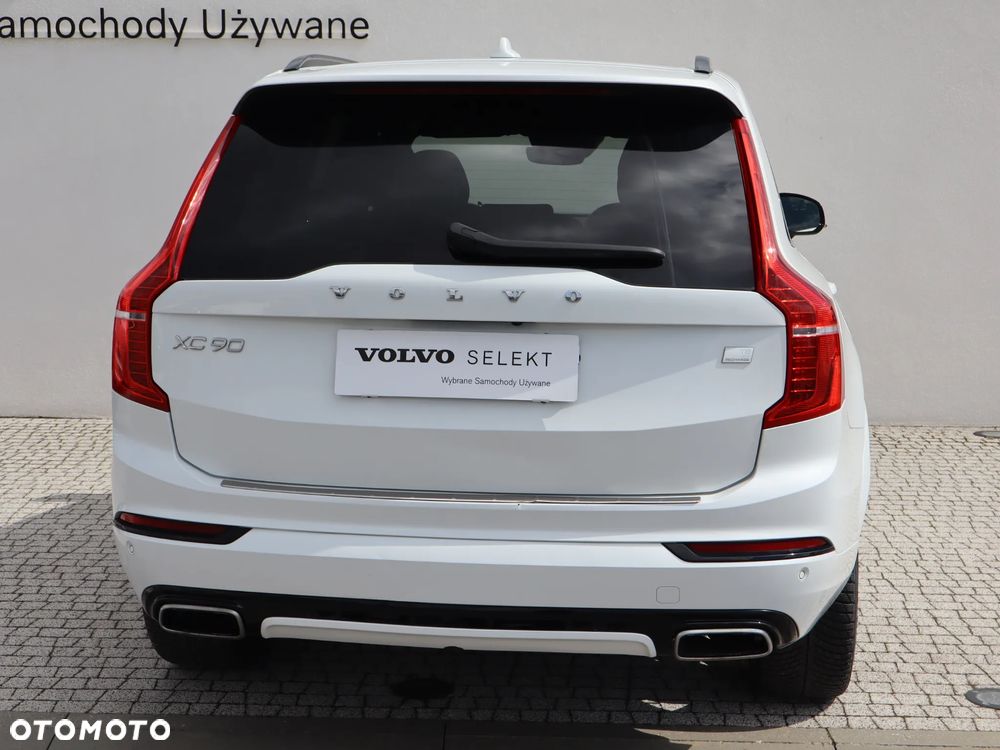 Volvo XC 90 T8 AWD Plug-In Hybrid R-Design 7os - 3