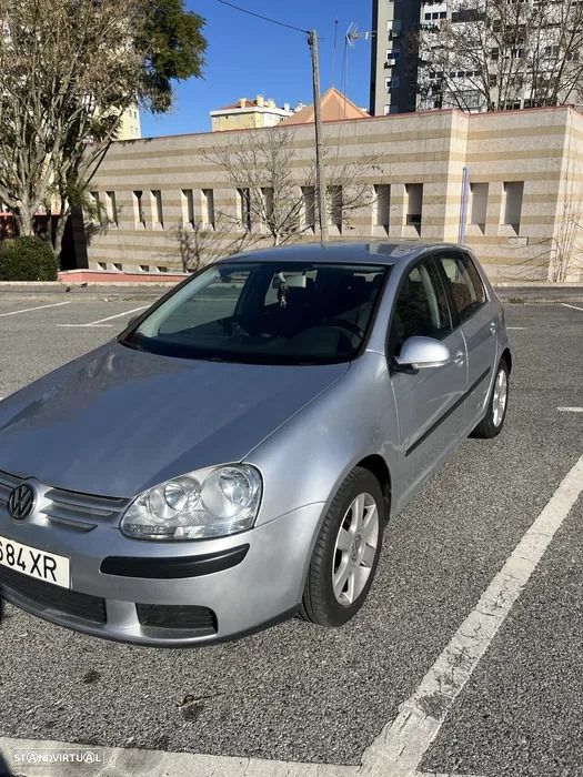 VW Golf 1.4 FSi Trendline - 1