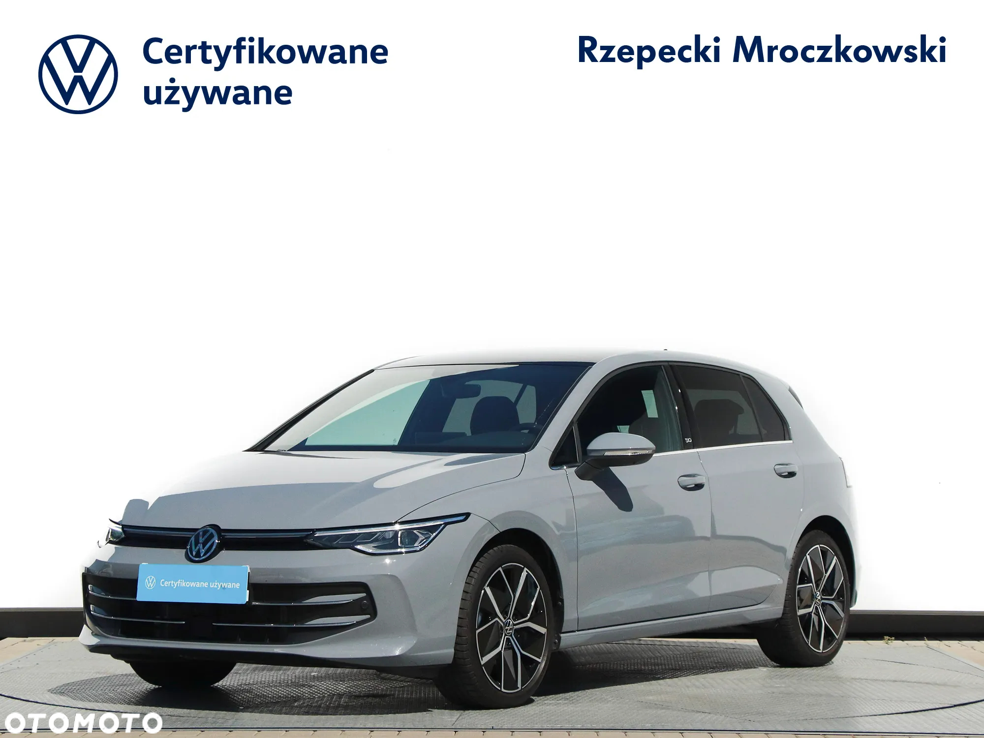 Volkswagen Golf - 2