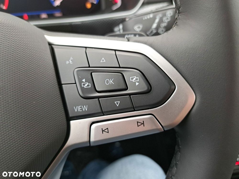Volkswagen T-Cross 1.0 TSI R-Line Plus DSG - 28