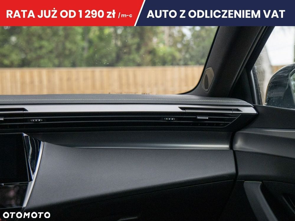 Peugeot 408 - 25
