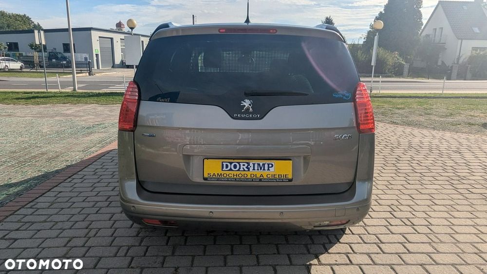 Peugeot 5008 2.0 BlueHDi Allure 7os - 21