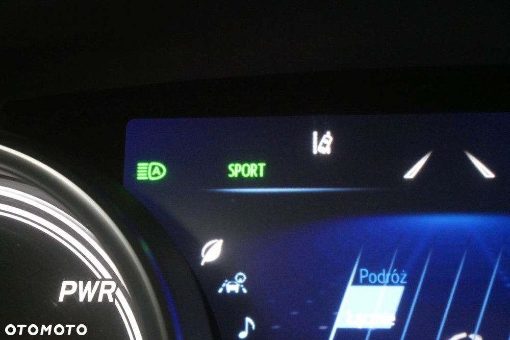 Toyota Camry 2.5 Hybrid Comfort CVT - 21