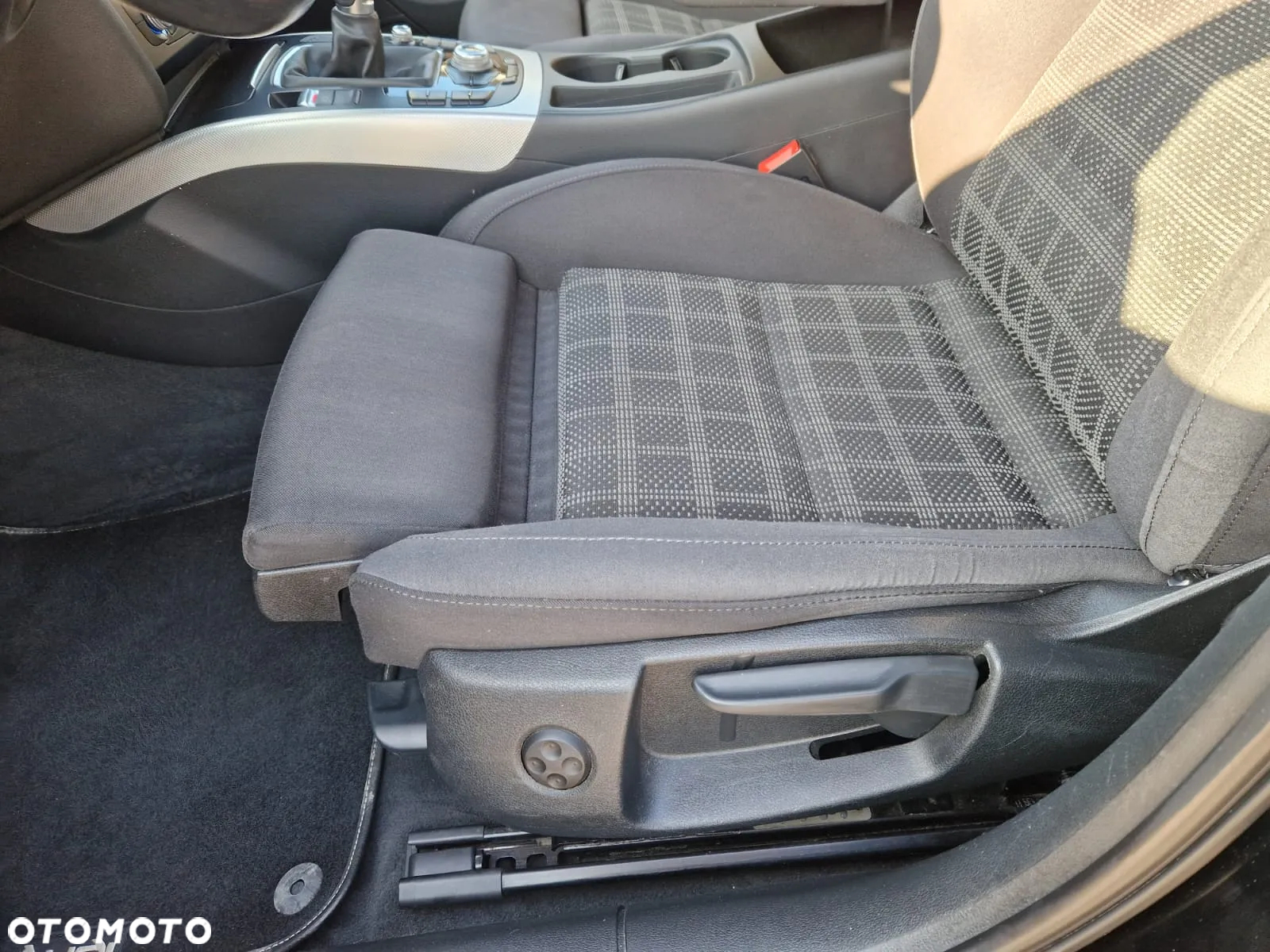 Audi A4 2.0 TDI ultra - 13