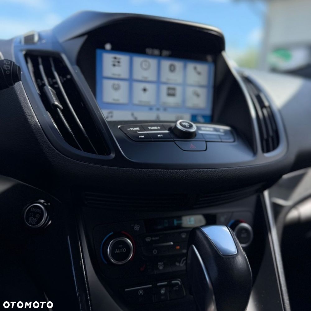 Ford Kuga - 26