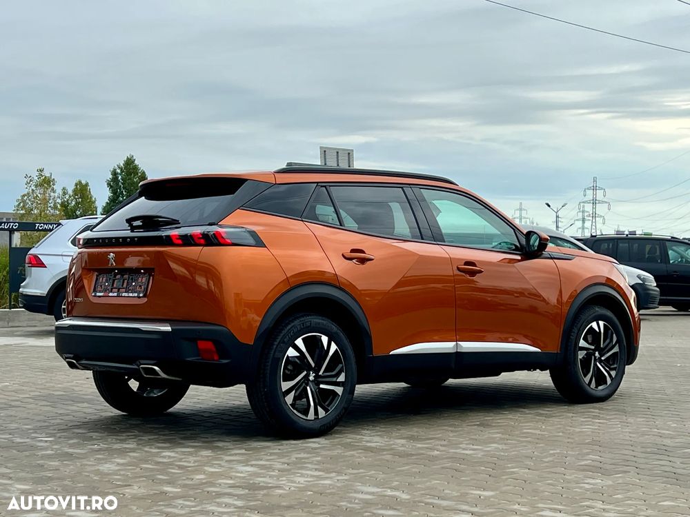 Peugeot 2008 PureTech 130 EAT8 Allure - 12