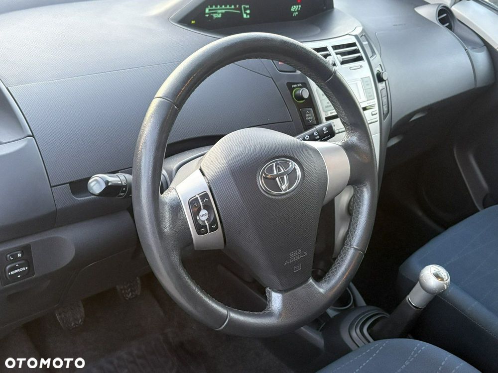 Toyota Yaris 1.0 VVT-i Comfort - 17