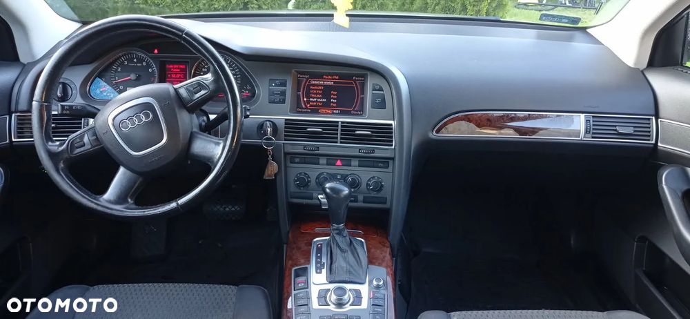 Audi A6 - 6