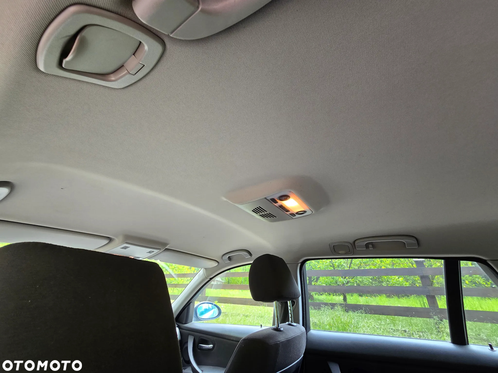 BMW Seria 3 320d Touring Efficient Dynamics Edition - 26