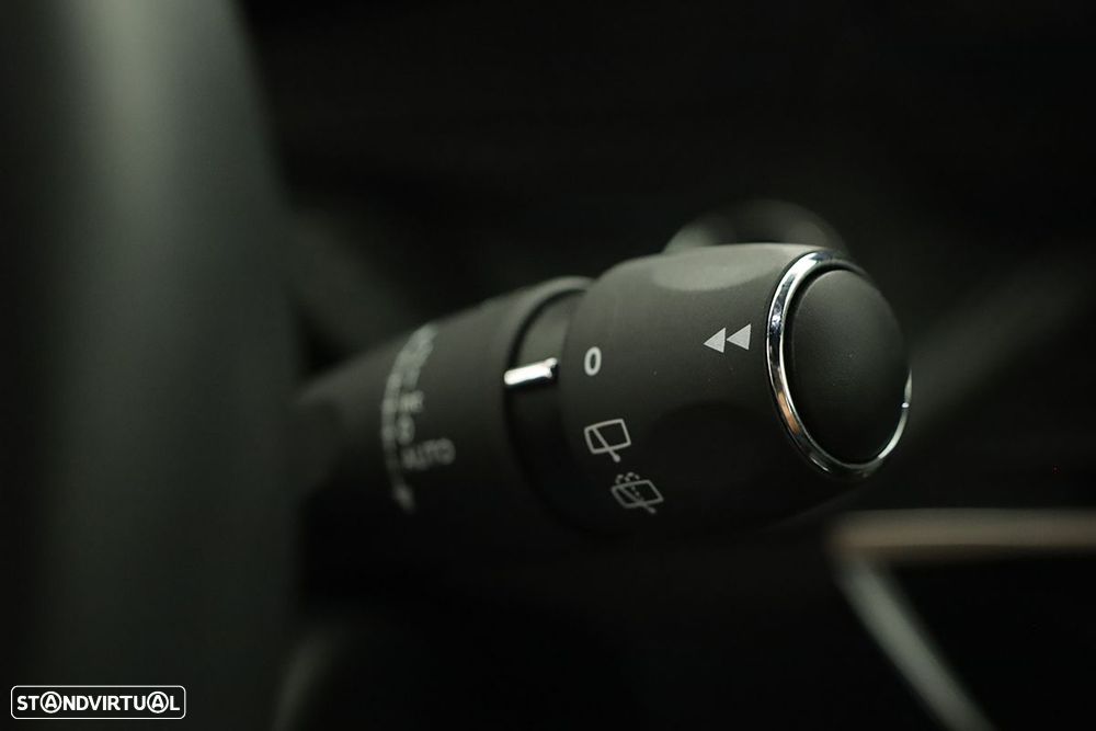 Peugeot e-208 50 kWh GT - 21