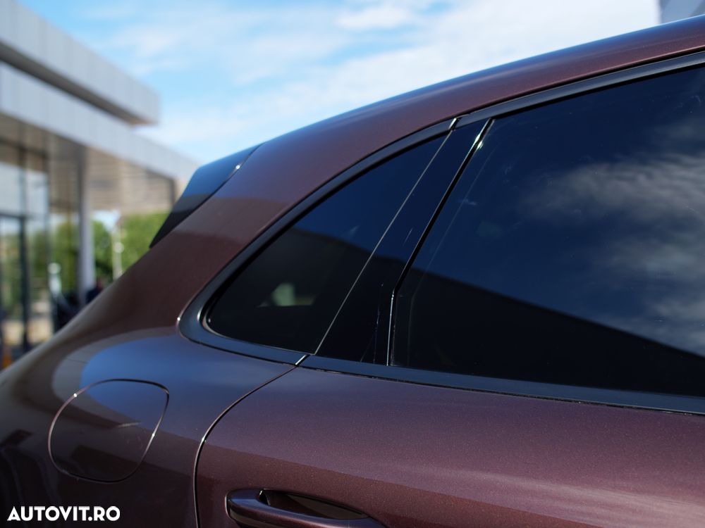 Porsche Macan - 37