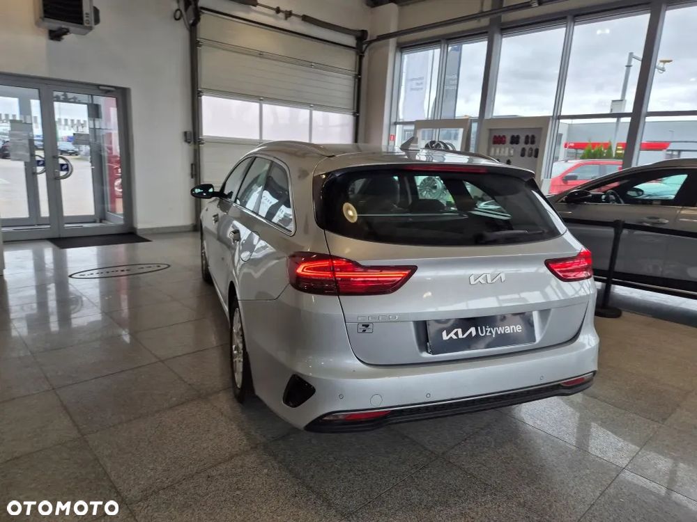 Kia Ceed 1.5 T-GDI M - 6