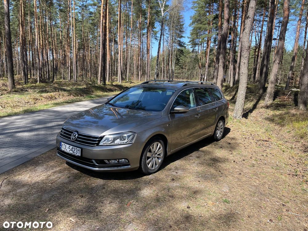 Volkswagen Passat 2.0 TDI Comfortline R-Style DSG - 2