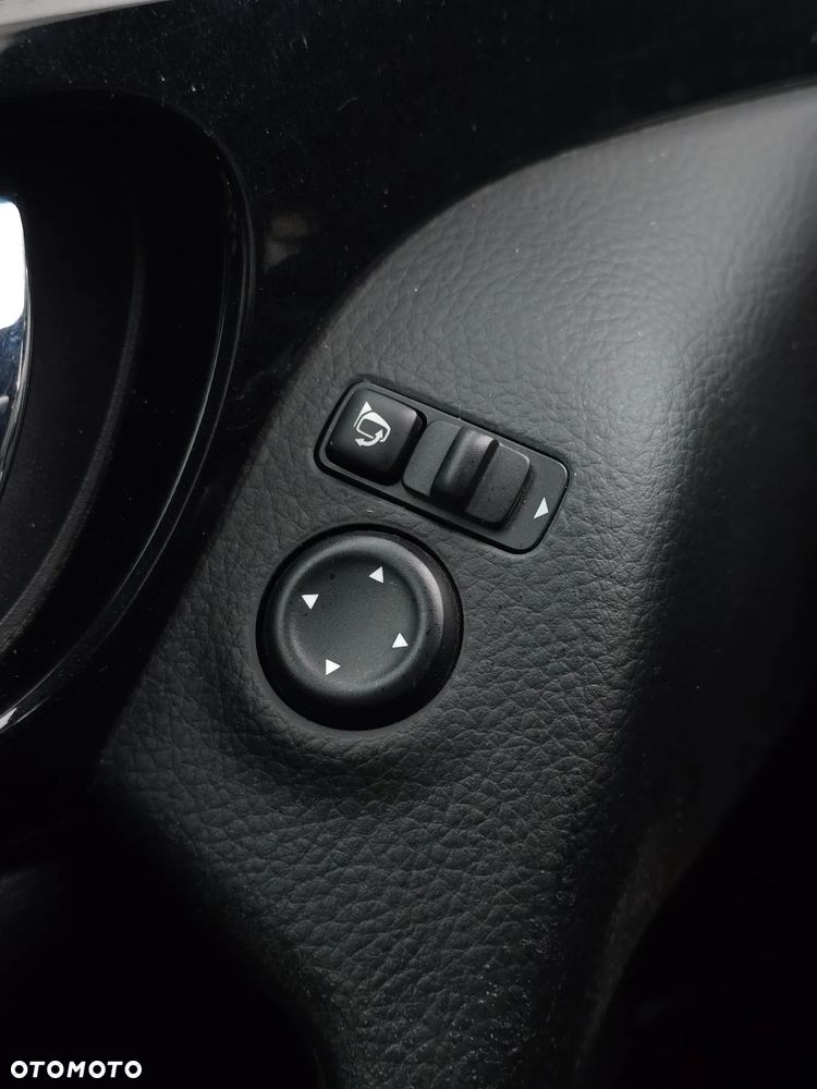 Nissan Qashqai 1.6 dCi Tekna - 31