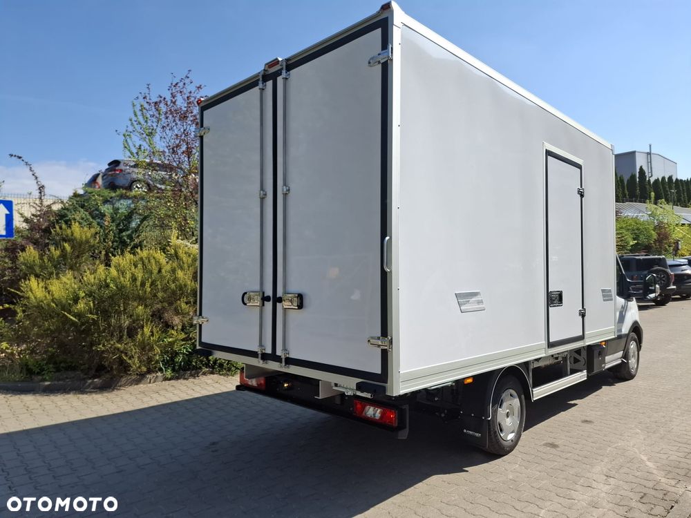 Ford Transit - 6