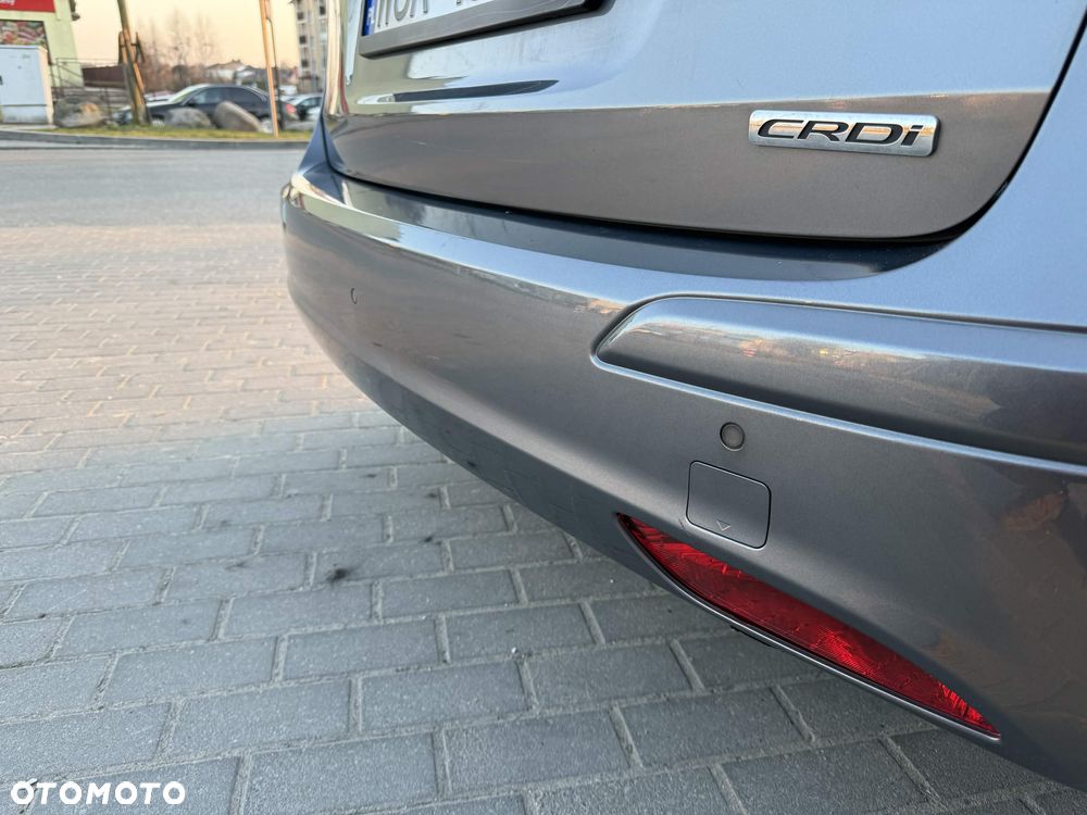 Hyundai i30 i30cw 1.6 CRDi FIFA WM Edition - 14