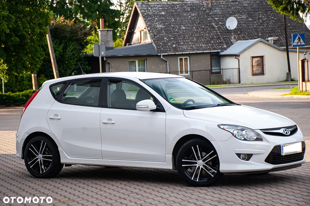 Hyundai i30 1.6 CRDi Base - 12