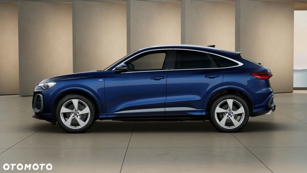 Audi Q5 Sportback - 3