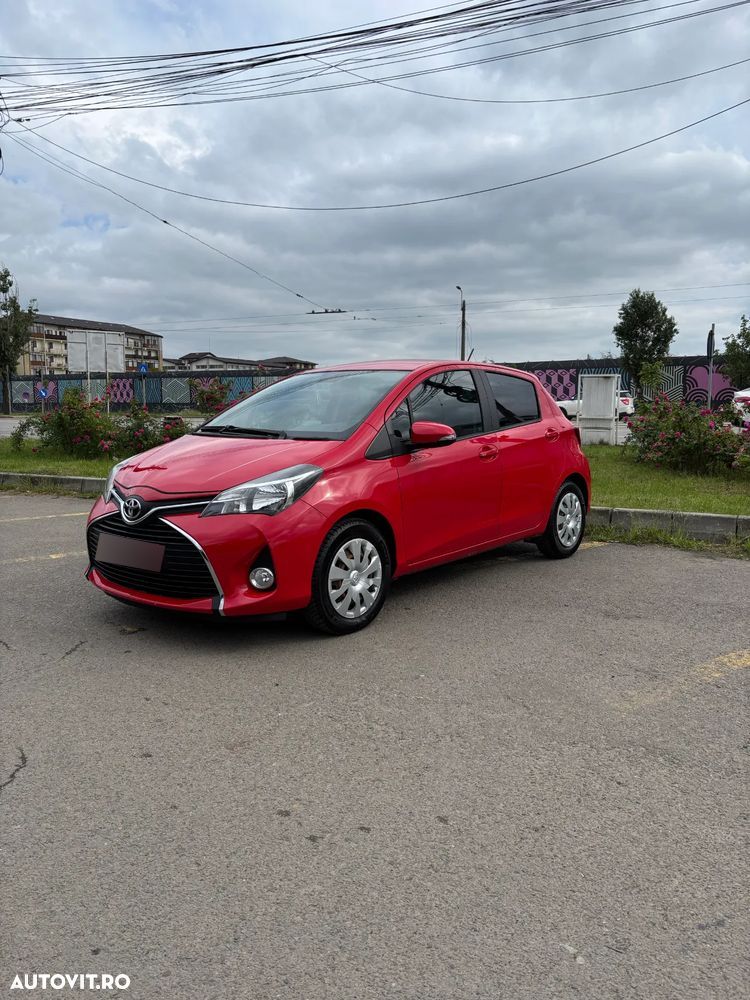 Toyota Yaris 1.3 VVT-i Luna - 1