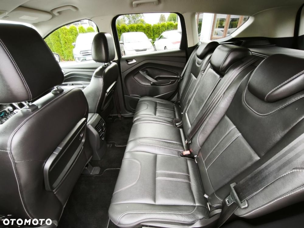 Ford Kuga - 16