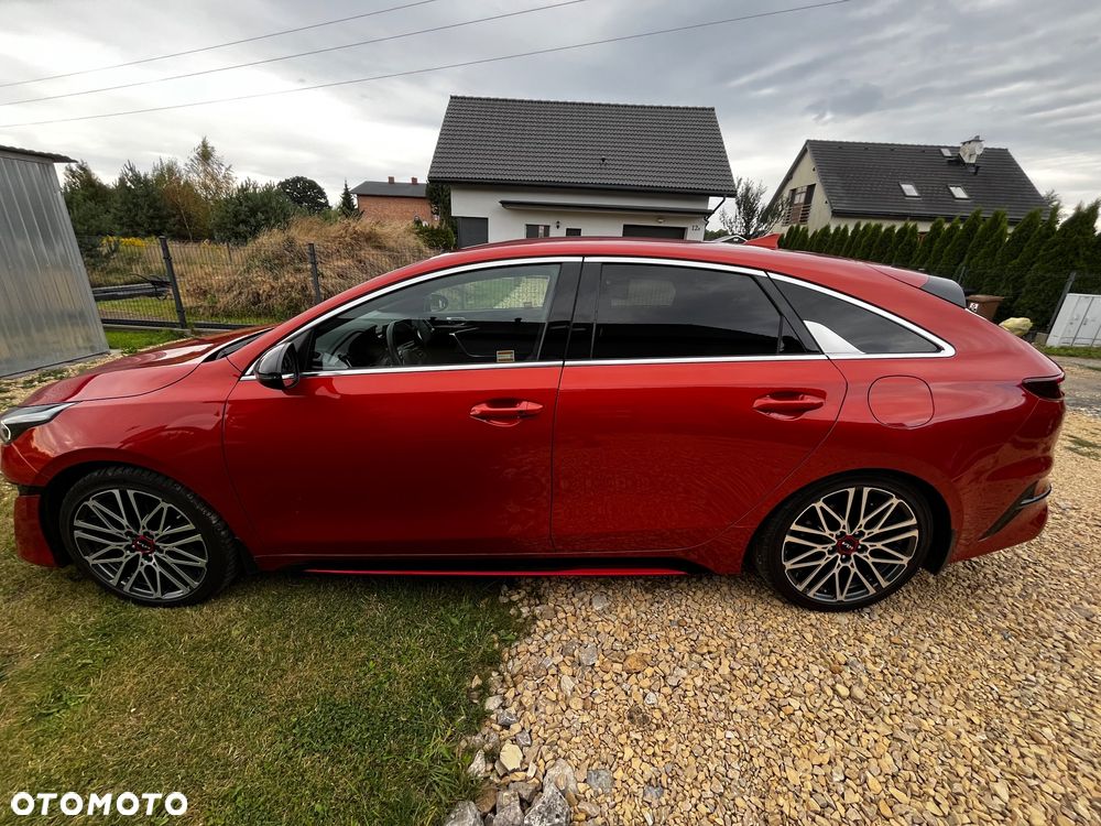 Kia ProCeed - 8