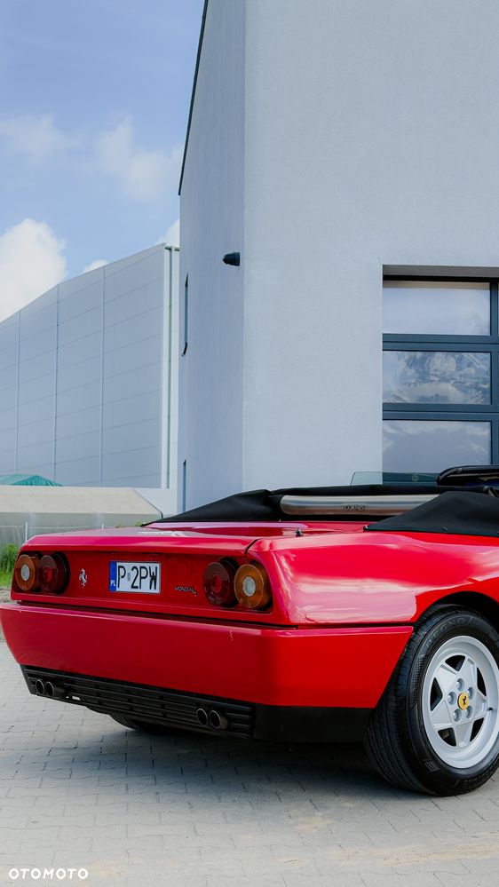 Ferrari Mondial - 34