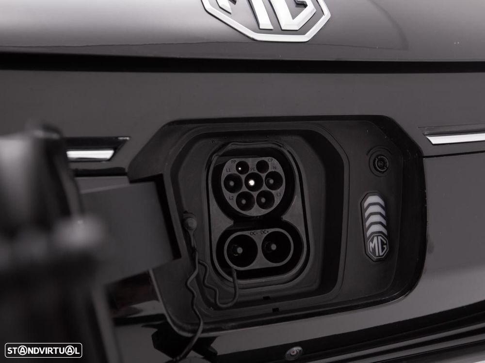 MG MG5 5 Standard Luxury - 14