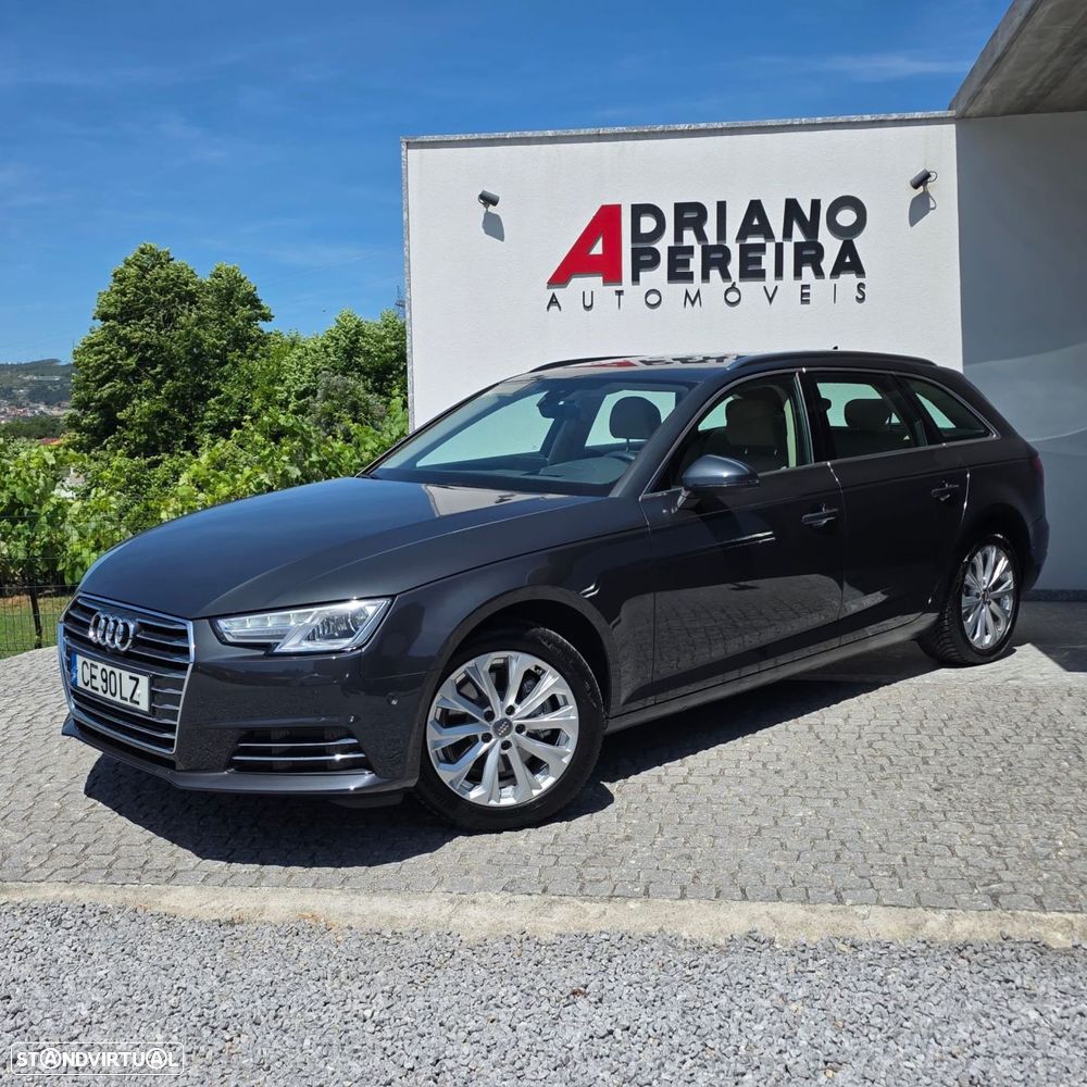 Audi A4 Avant 2.0 TDI Design - 14