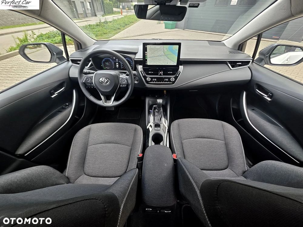 Toyota Corolla 1.8 Hybrid Comfort - 12