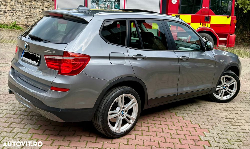 BMW X3 xDrive20d AT Luxury Line - 2