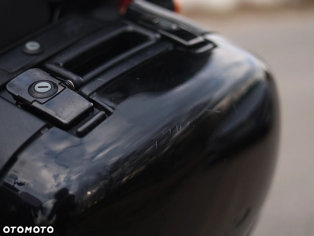 Triumph Tiger - 12
