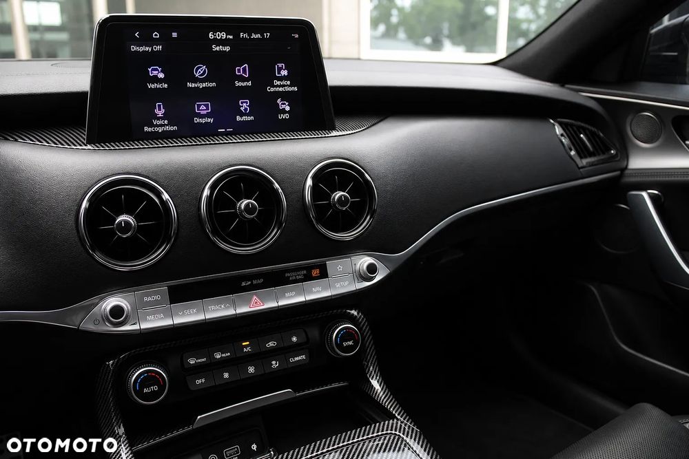 Kia Stinger 2.0 T-GDI GT Line - 10