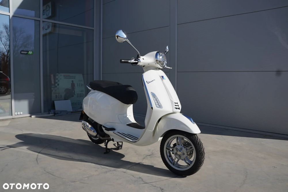 Vespa Primavera - 9