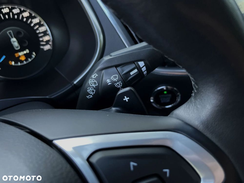 Ford S-Max 2.0 EcoBoost Titanium - 25