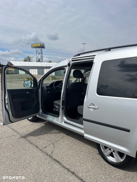 Volkswagen Caddy Comfortline DSG - 11
