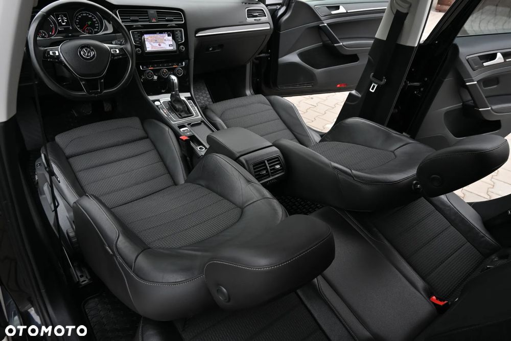 Volkswagen Golf 2.0 TDI BMT Highline DSG - 33