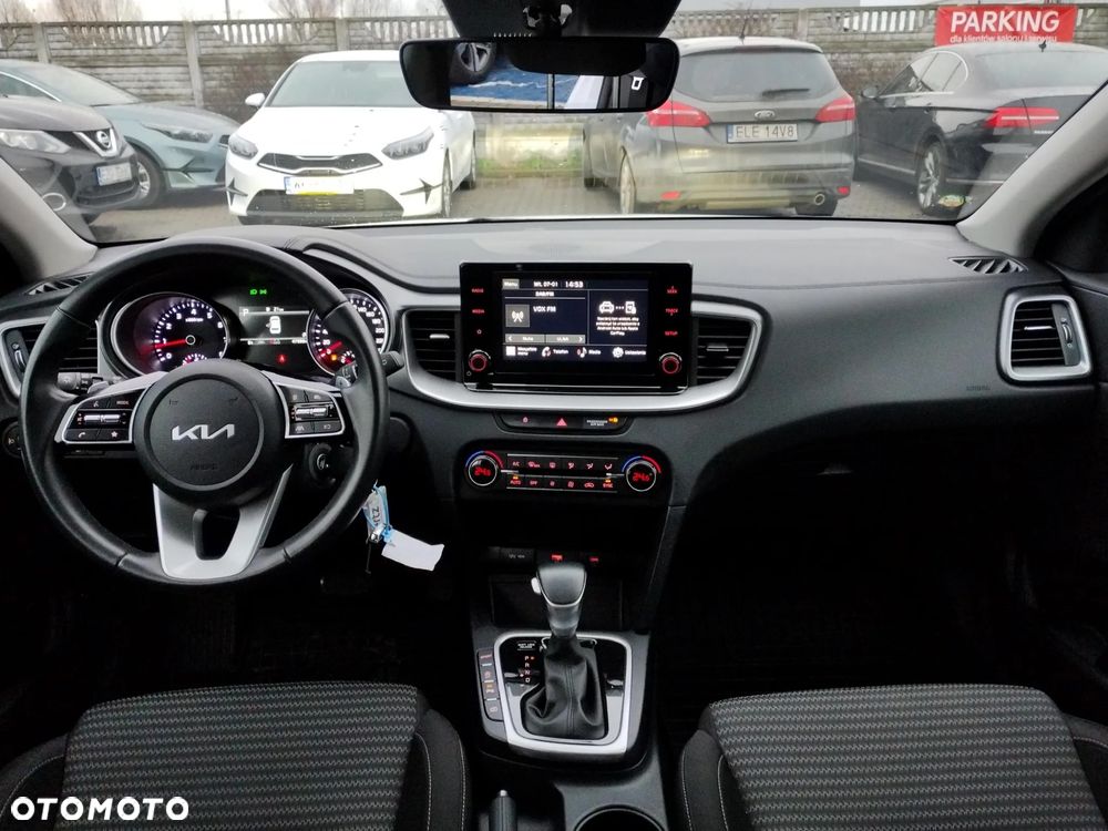 Kia Ceed 1.5 T-GDI M DCT - 25