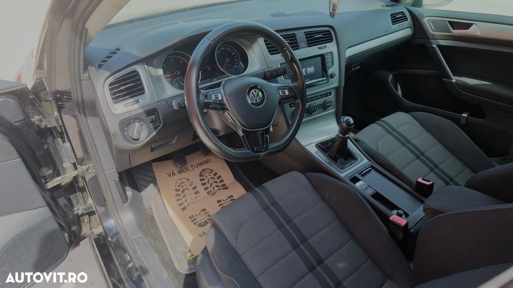 Volkswagen Golf 1.6 TDI BlueMotion Technology Lounge - 20