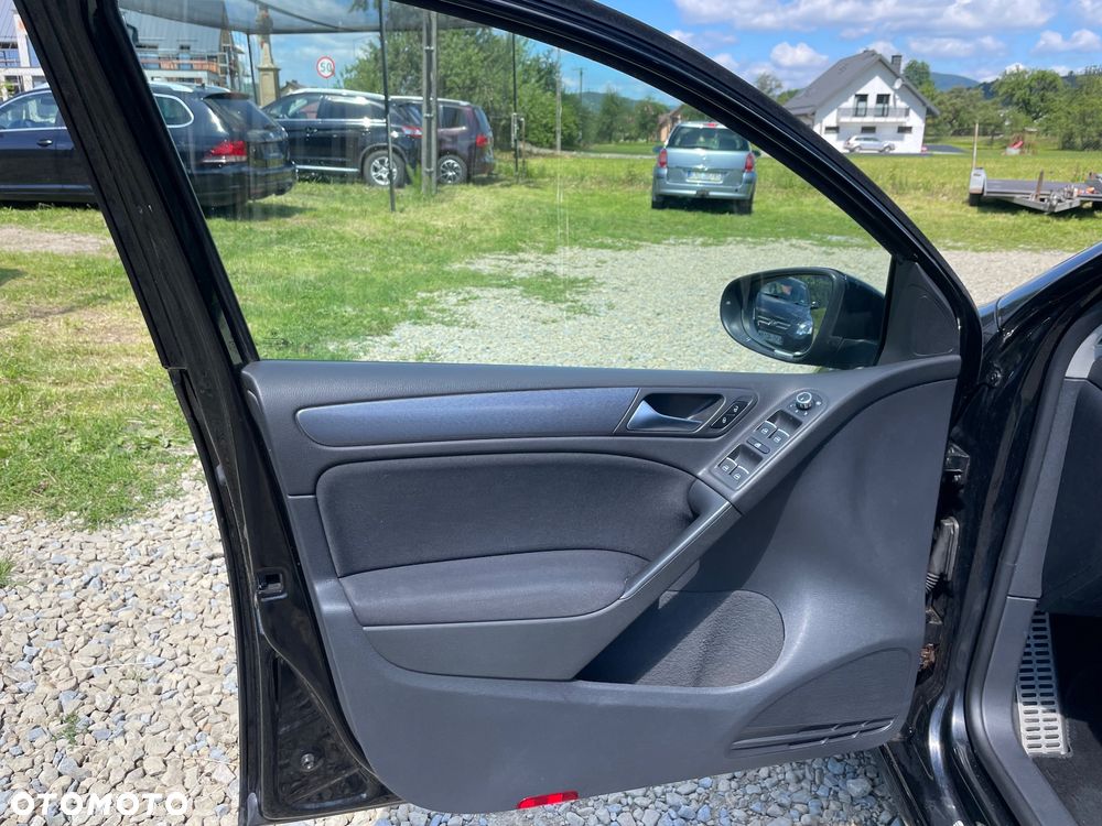 Volkswagen Golf 1.2 TSI BMT Trendline Perfectline - 15
