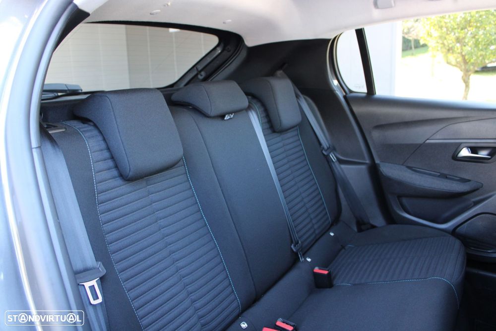 Peugeot 208 1.2 PureTech SE Style - 21