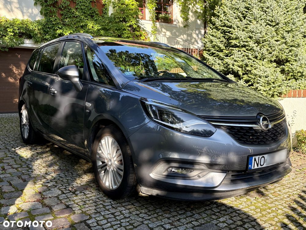 Opel Zafira 1.4 T Elite - 2